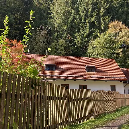 Male Labe - V Podkrovi Apartment Prosecne